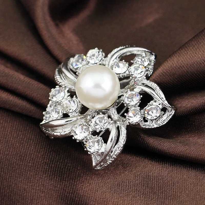 Womens fashion flower pearl rhinestone galvanized brooch wedding bride brooch W240815