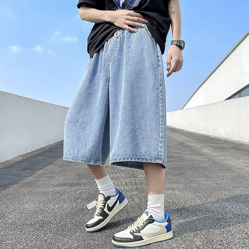 2024 Men Summer Fashion Baggy Denim Shorts Man Loose Wide Leg Jeans Male Streetwear Casual Kneelength Pants F23 240820