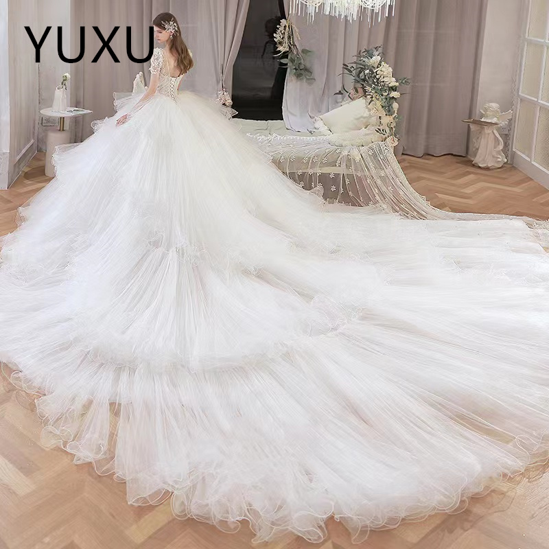 new Gorgeous Ball Gown wed Dresses short sleeves Sequins Beads Lace bride Chapel Train Sheer Back Sexy Bridal Gowns Sweep Train Sheer Bateau Sequined 