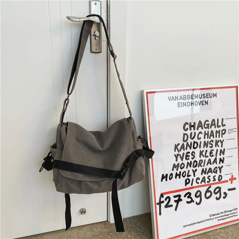 High-capacity Vintage Men Casual Messenger Bags All Match Y2k Aesthetic Women Shoulder Bag Trendy Simple Handbags Crossbody 240816