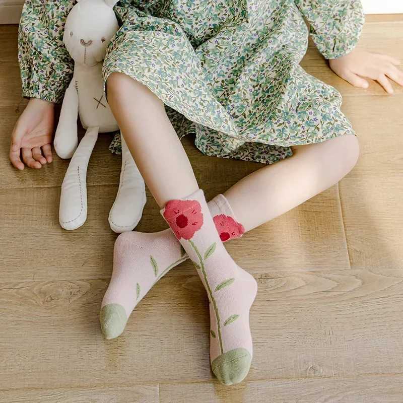 5 new childrens socks wholesale boys and girls cartoon shorts medium large solid color cotton school children W240814