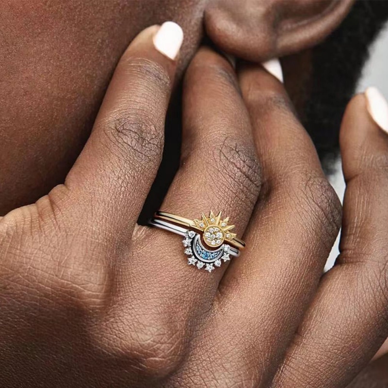 Designer ring cross-border burst paragraph Europe and the United States hot sale simple shiny sun moon blue diamond stacked celestial couple open ring