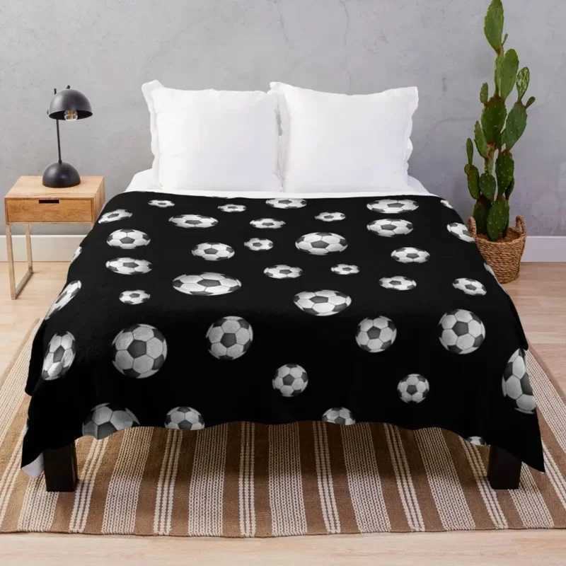 Soccer Blanket Warm Ultra Soft Football Ball Throw Blankets Soccer Team Player Blankets Mom Gift for Girls Boys Kids Women Men Y240815