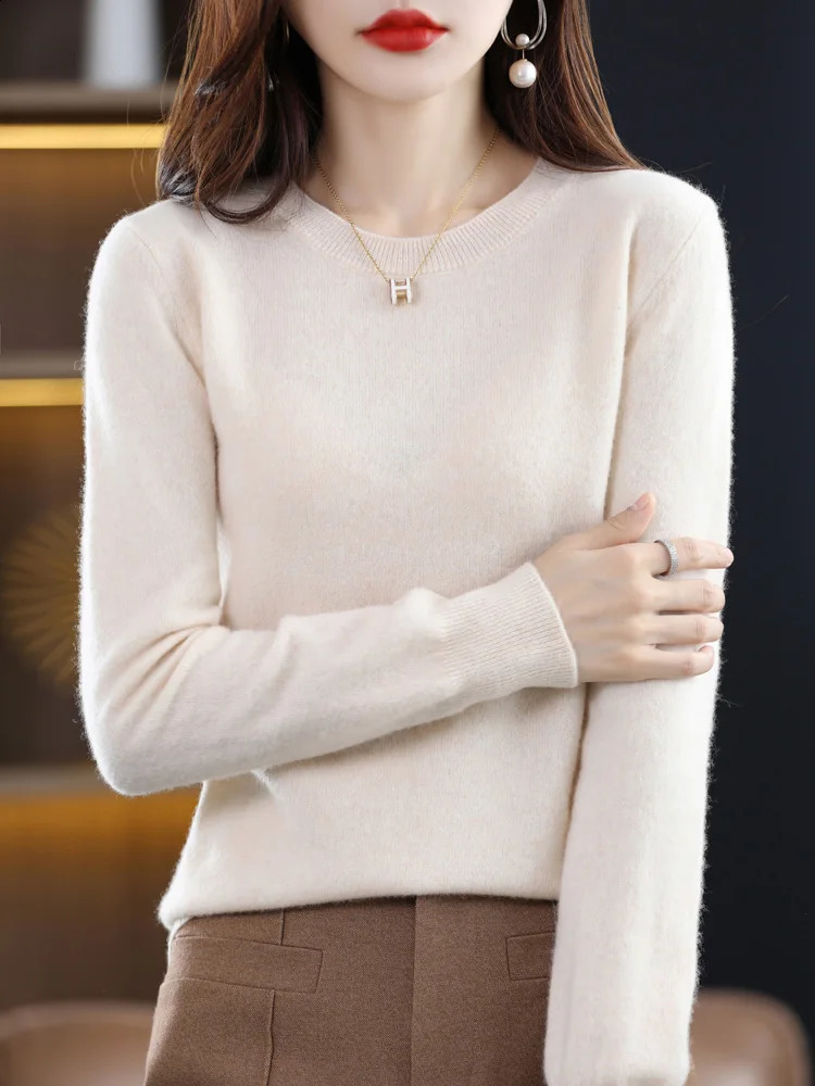 100% Merino Wool Sweater Womens Cashmere Flower Knitted Autumn Oneck Solid Color Fashion Basic Top 240814