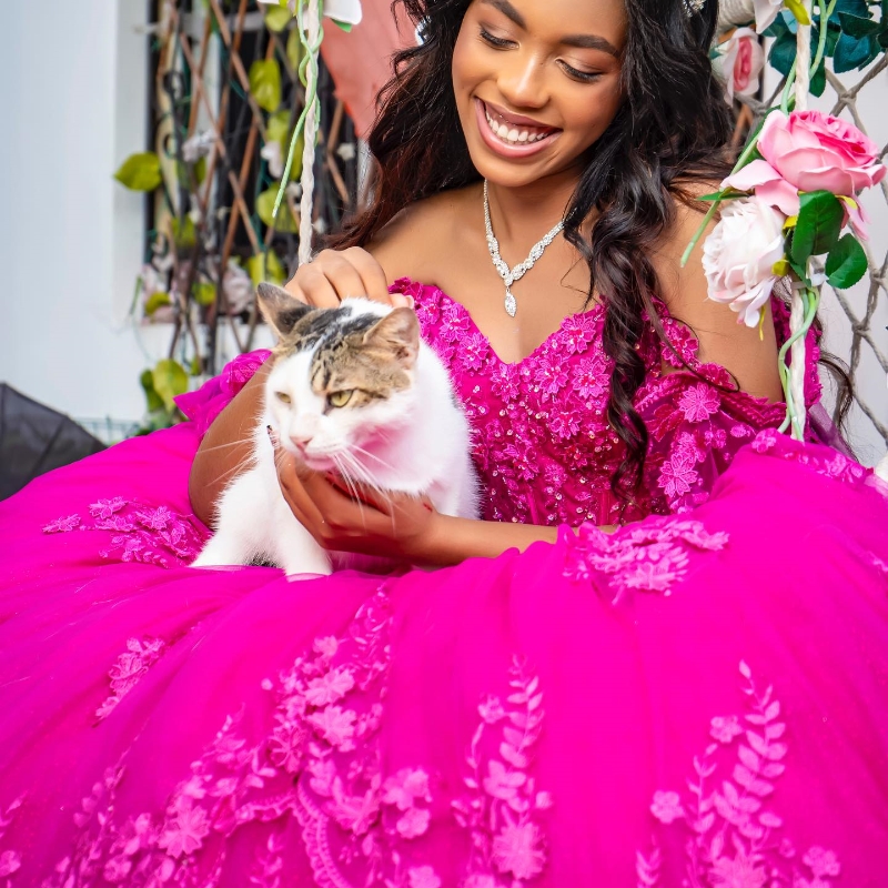 Rose Red Princess Quinceanera Dresses Ball Gown Off Shoulder Applique Lace Tull Coset vestido 15 quinceaneras Sweet 16 Dress