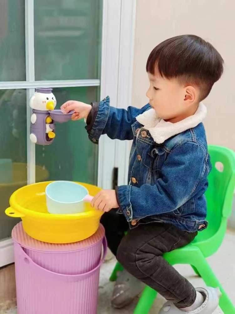 New Cute Duck/Elephant Baby Shower Toy Childrens Water Game Spinners and Suction Cup Water Wheel Game Childrens BathroomW240814