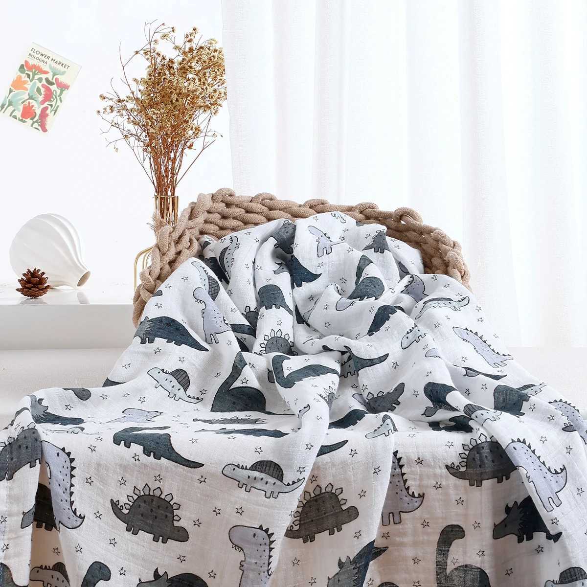 Happyflute 120*110CM Muslin Swaddle For Newborn Bamboo Cotton Summer Blanket Bed Comforter Cute Baby Blankets Y240815