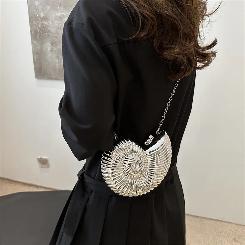 High Quality Design Single Shoulder Bag Fashionable and Minimalist Crossbody Bag Snail Shape Crossbody Bags 240813