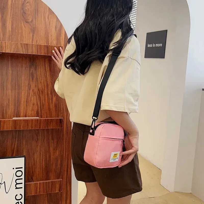 Fashionable and simple womens nylon cross body bag casual mini square bag Korean style single shoulder sling W240813