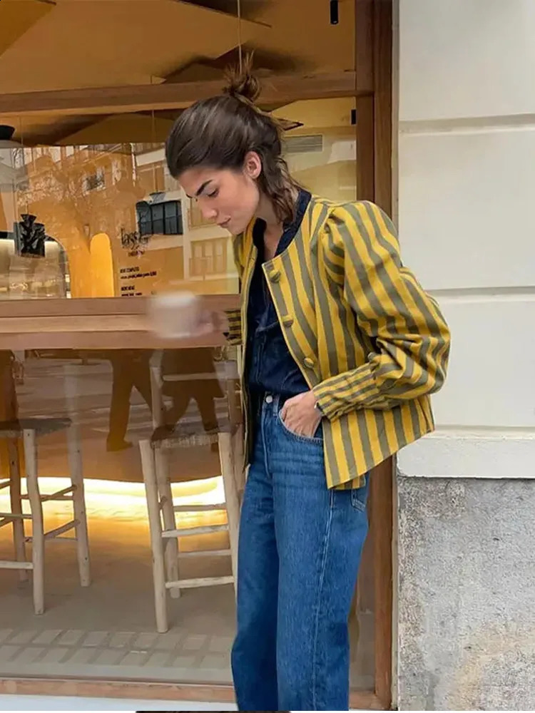 Elegant Striped Puff Sleeve Coat For Women Single Breasted O-neck Female Shirt Jacket Spring Fashion Office Lady Streetwear 240815