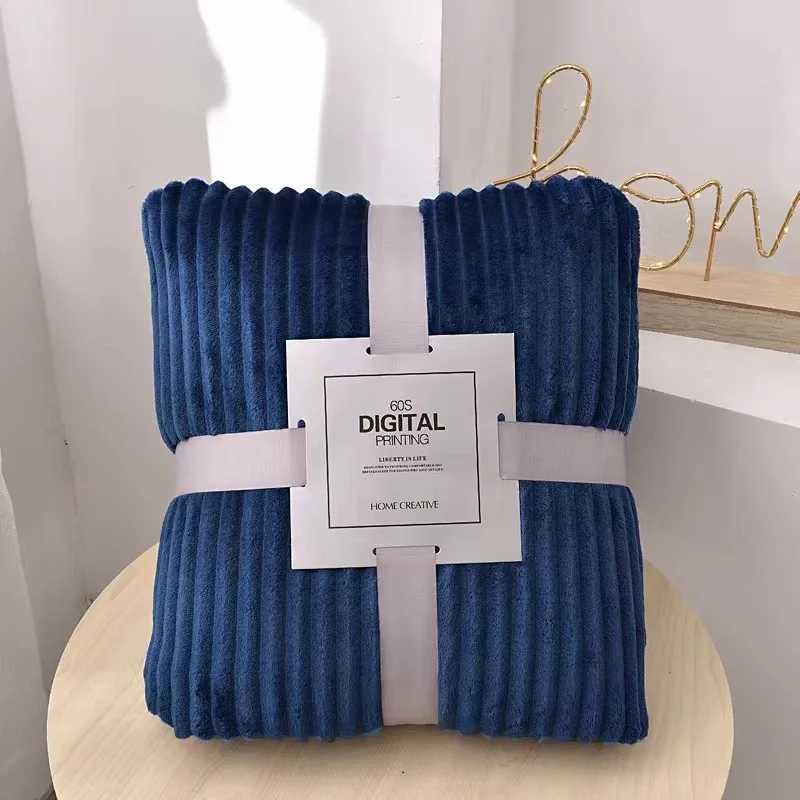 Childrens Flannel Blanket for Spring and Autumn Thickened Encrypted Magic Fleece Plain Coral Fleece Blanket Vacuum Packed Y240815