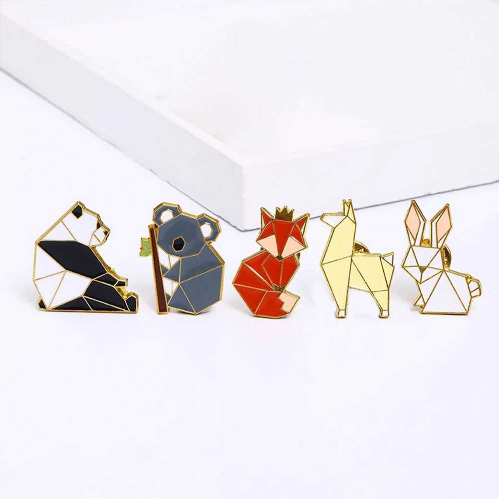 Cute animal chest womens fashionable enamel acrylic fox rabbit panda alpaca koala small badge cartoon pin brooch decoration W240815