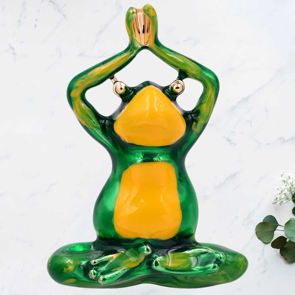 1Pc creative alloy shaped brooch fashionable clothing brooch pants accessories cute tight corset simple brooch (green) W240815