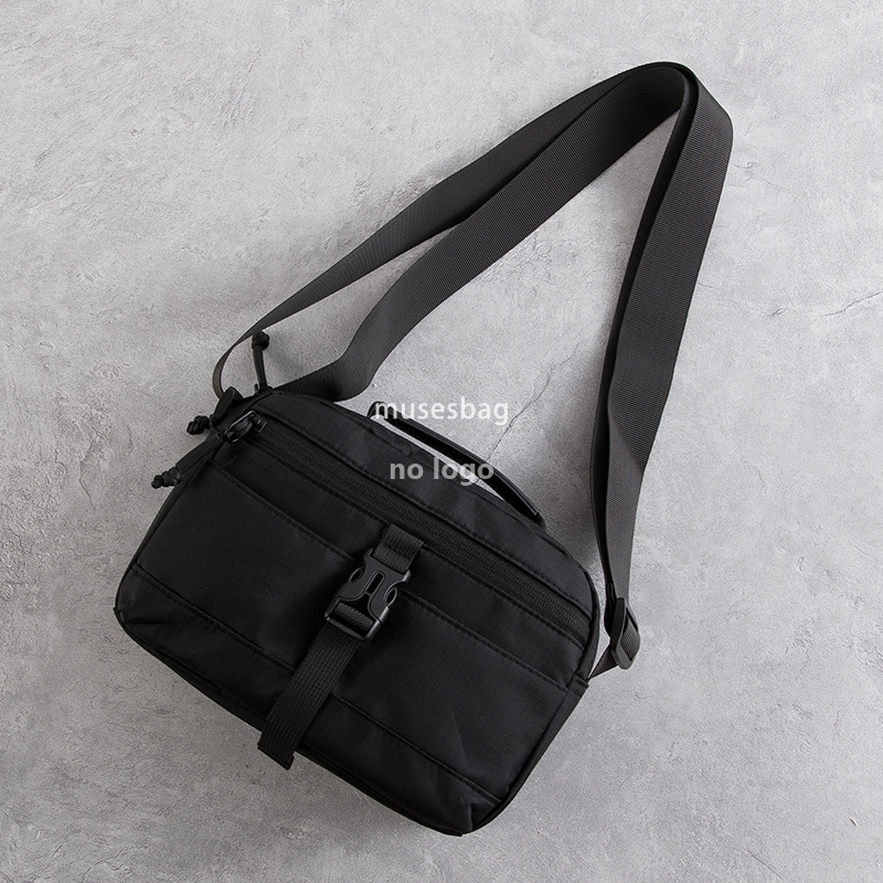 Men's single shoulder charter can wind casual crossbody bag trend simple matching small square bag camera bag tooling messenger bag