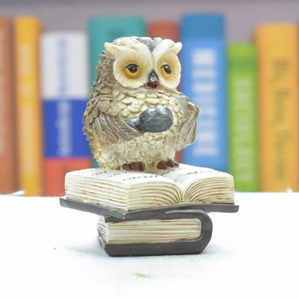 Figurine Owl Statue Ornament Animal Miniature 2Pcs/Set Owl Statue Cartoon Realistic Resin Reading Book Owl Figurine Home Decor 240816