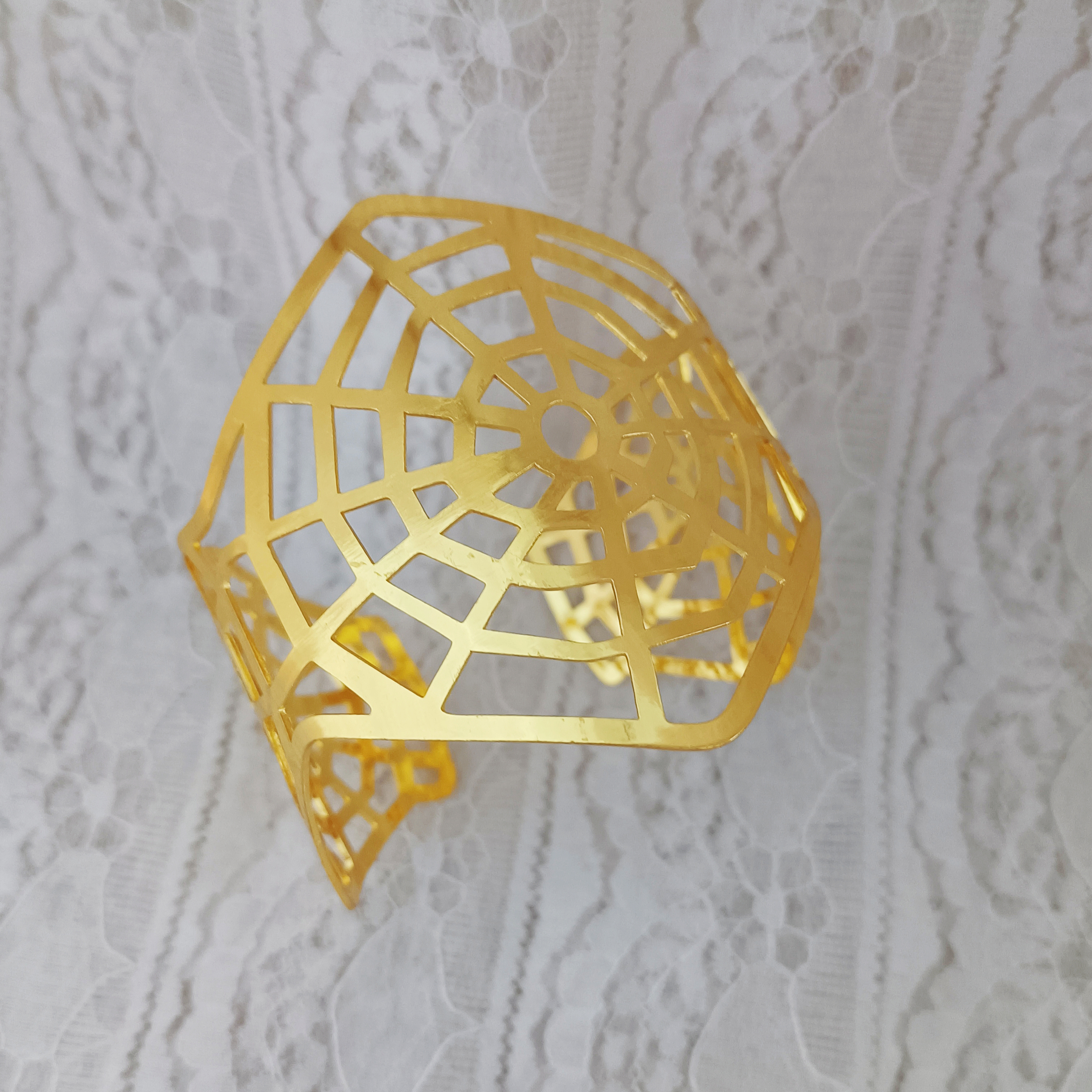 Arm Bracelet Creative Metal Spider Web Arm Bracelet Bracelet Can Be Used as Curtain Buckle Jewelry New Style