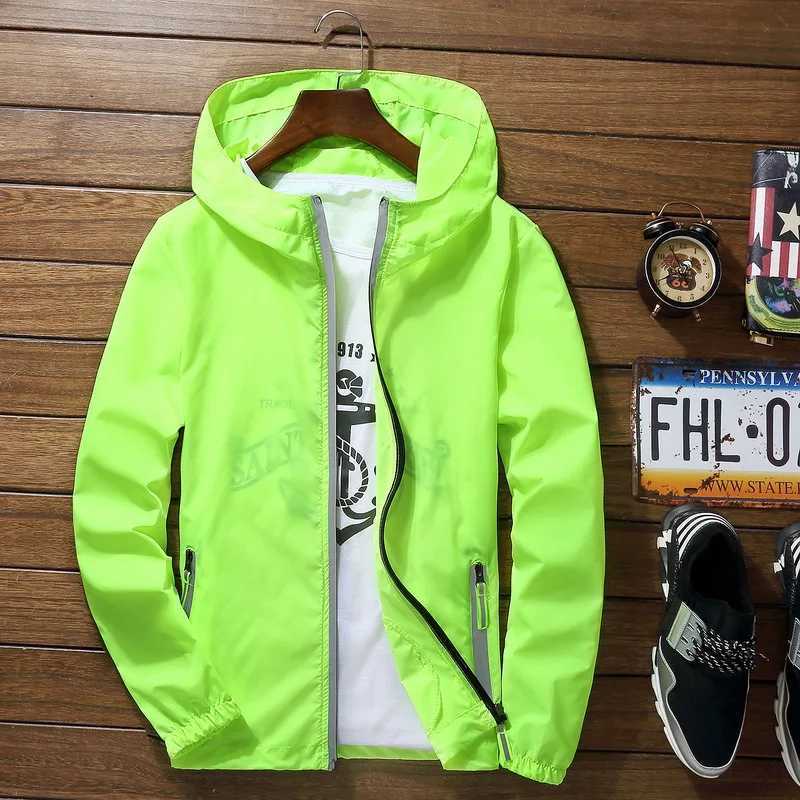 2021 Ultra light mens summer hooded jacket thin windproof foreskin coat sun protection beach casual jacketW240715461 1