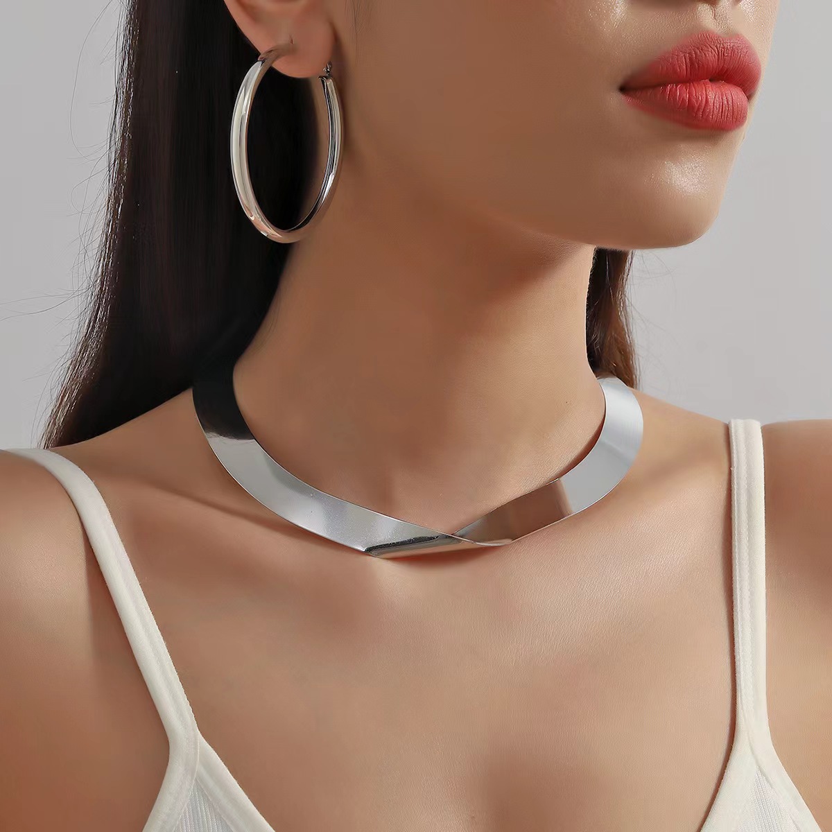 Elegant Temperamental Metal Necklace Band Trendy European American Hip Hop Accessory