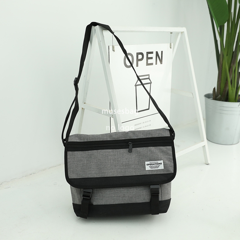 Special clearance vintage shoulder bag Male Korean version trendy bag Student schoolbag crossbody bag casual waterproof messenger bag backpack