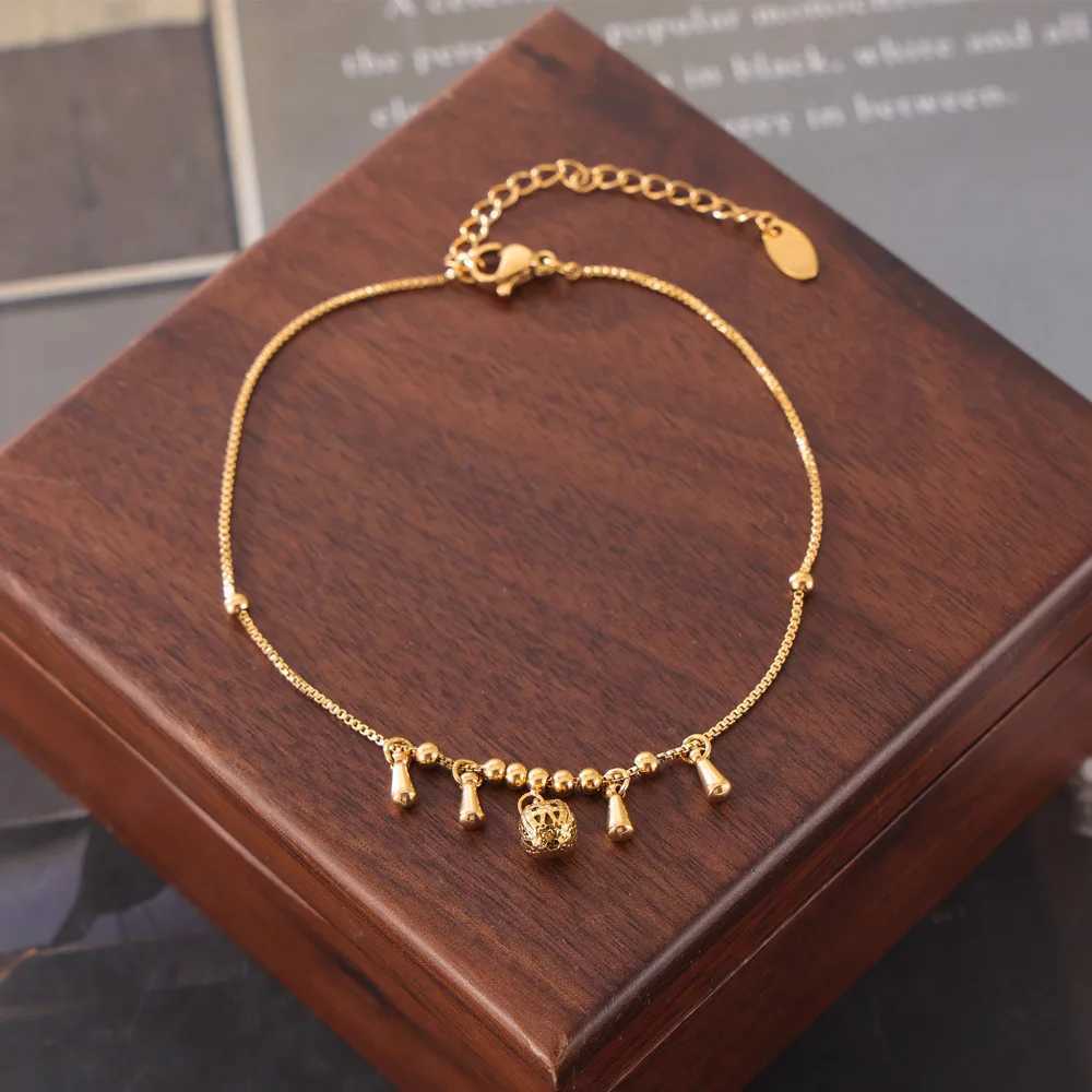 Luxury anklet womens stainless steel green crystal zircon pendant womens anklet chain jewelry summer accessories W240815