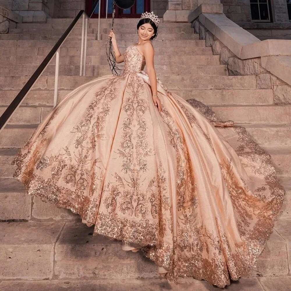 Glitter Sequined Lace Appliques Quinceanrra Prom Dresses Romantic Sweetheart quinceanera Neck Princess Long Sweet 16 Dress Vestidos