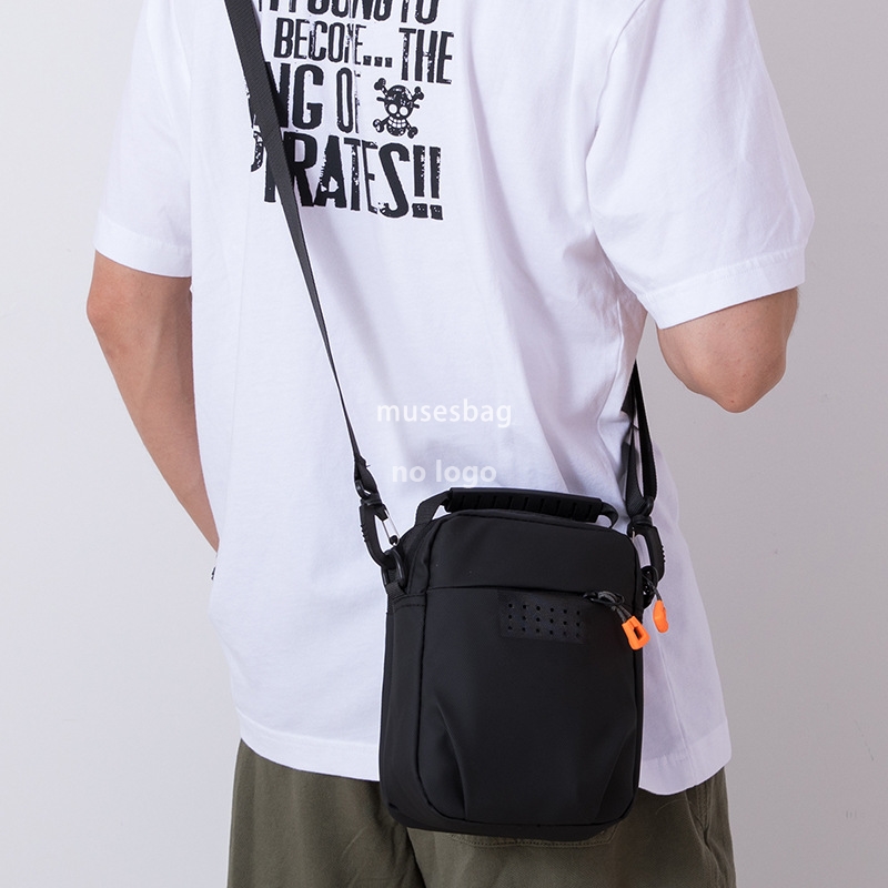Korean version of casual men's small satchel mini mobile phone bag Fashion all small square bag ins tooling shoulder bag