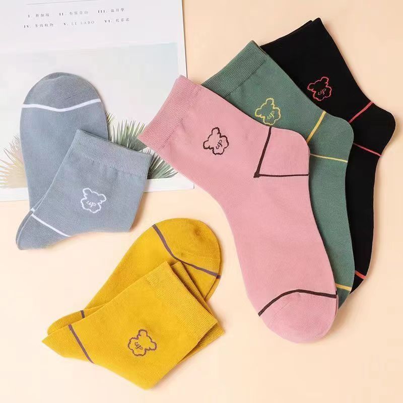 Wholesale pure cotton socks children's mid tube Korean version simple solid color teddy bear autumn and winter style ins versatile high-end anti 