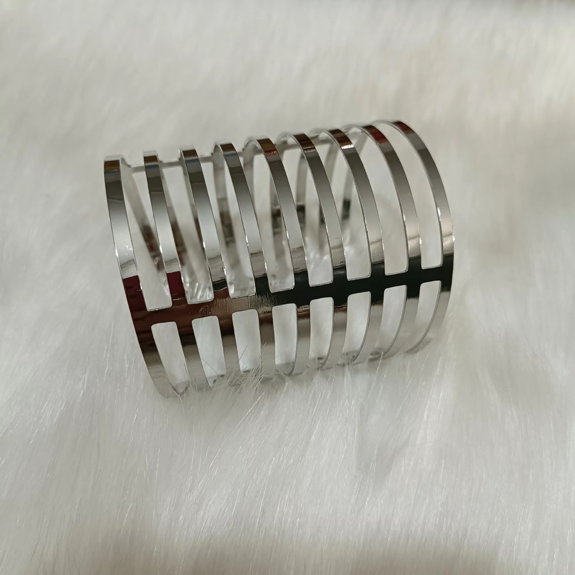 New Bracelet Metal Bracelet Exaggerated Mirror Wide Bracelet Punk Style Bracelet Smooth Plain Circle European and American Trendy Bracelet