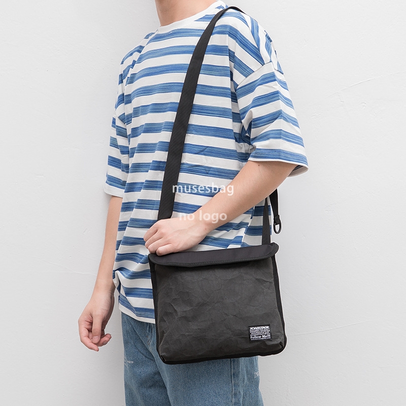 Fashion brand personality shoulder bag Male fashion envelope bag casual crossbody bag simple trend kraft paper crossbody bag messenger bag