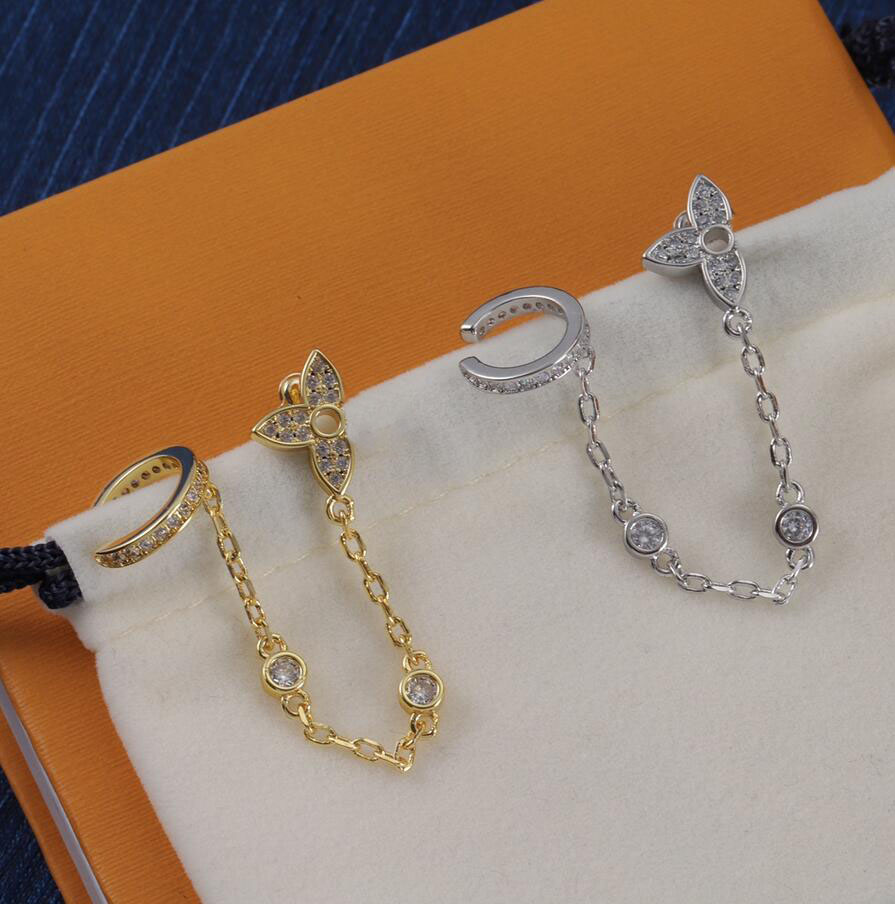 Shiny CZ Diamond Clover Ear Cuff Earring Famous Brass Ear Clip Romantic Designer Earring for Men Women Luxury Jewelry Party Gift