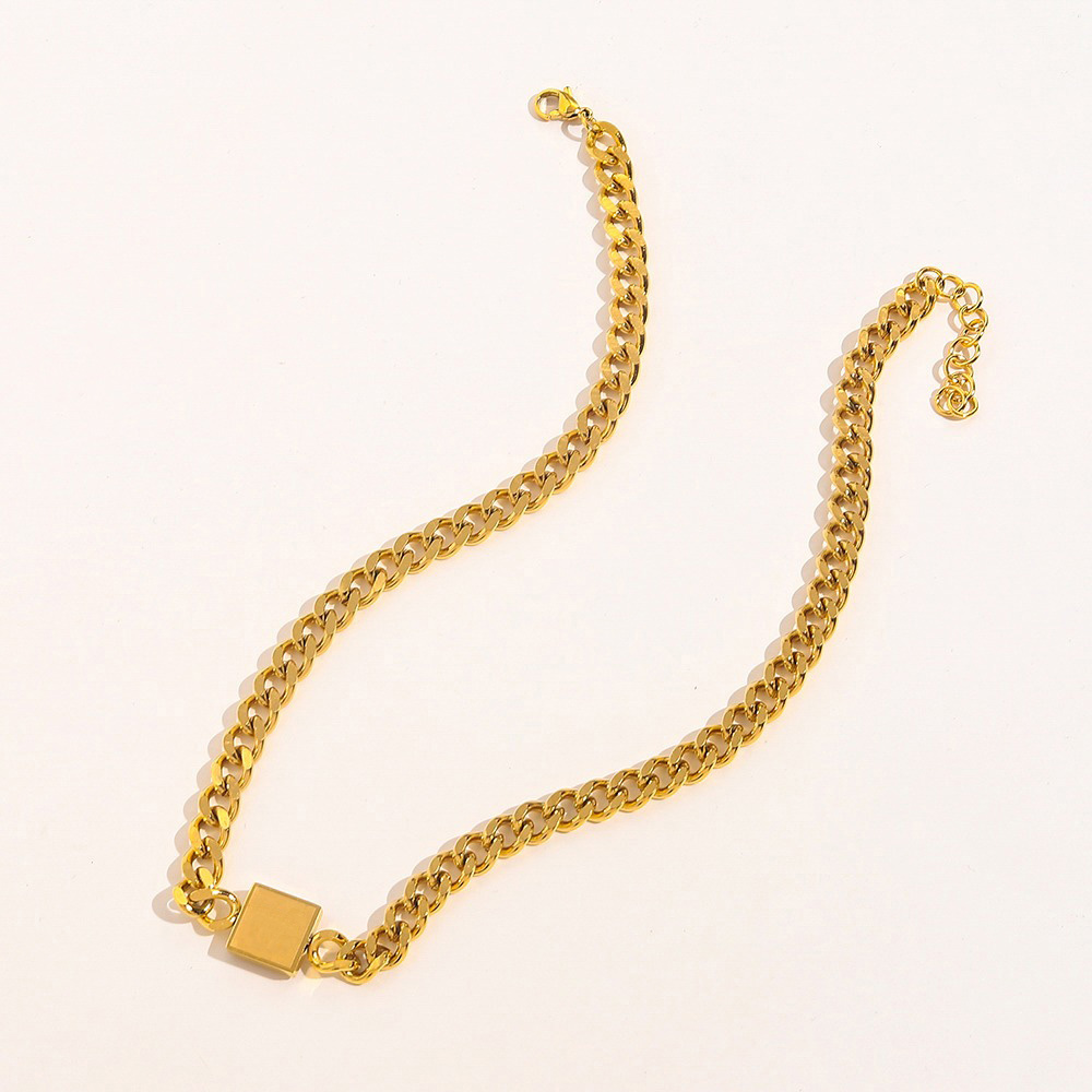Pendant Necklaces Luxury Design Necklace Choker Chain 18K Gold Plated Stainless Steel Necklaces Pendant Fashion Women Wedding Jewelry Accessories ZG1690