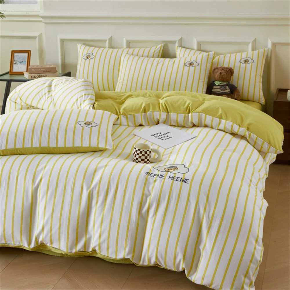 Cute Bear Bedding Set For Kids Girls Washed Cotton Stripe Duvet Cover Embroidery Bed Flat Sheet Set Queen King Four Piece SetsM240816