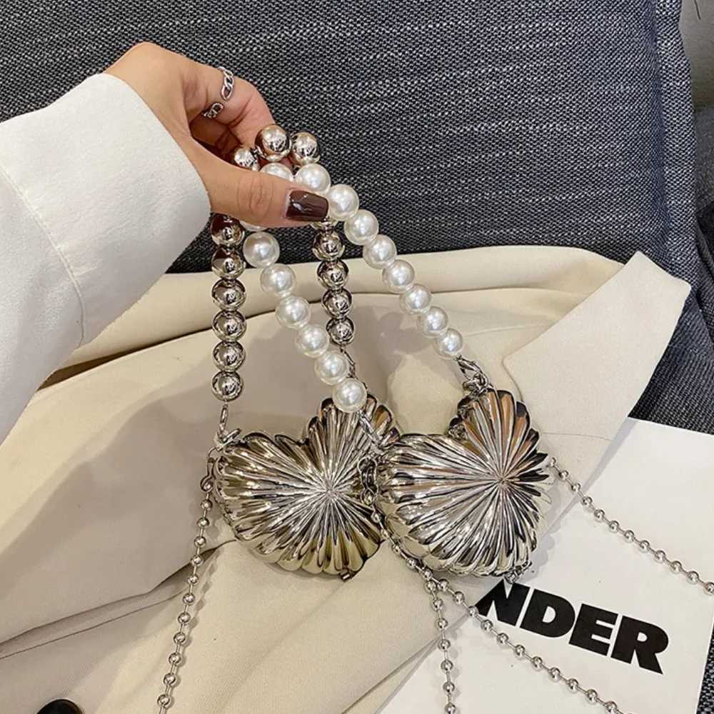 Fashion Metal Lipstick Bag for Women Luxury Dinner Bag Designer Shell Bag High Quality Shoulder Cute Purses Handbags 2024 CI24816