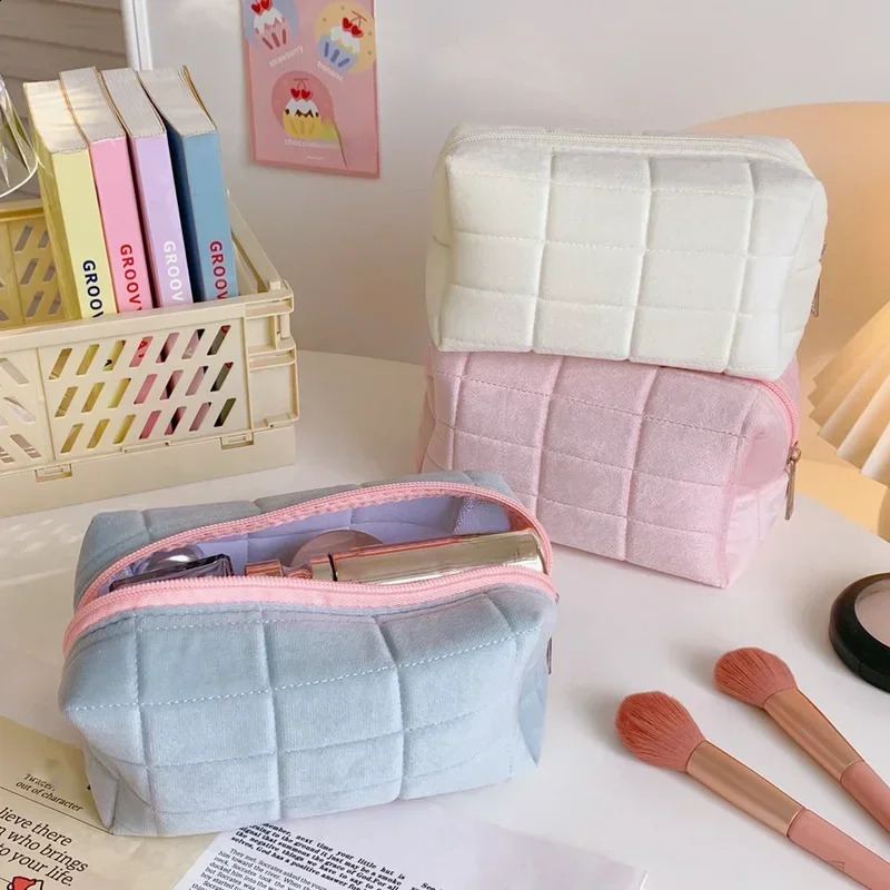 Cute Plush Women Lipstick Korean Student Pencil Case Travel Makeup Brushes Cosmetic Organizer Bag