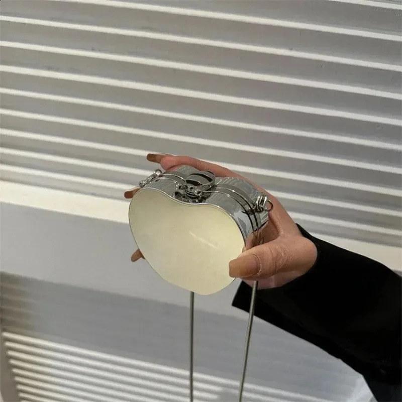 2024 Lipstick Bag for Wommen High Quality Acrylic Shoulder Mini Crossbody Cute Purse 240815Z