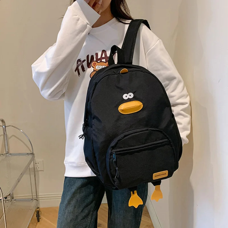 Cartoon Duck Backpack er Cute Travel Bag Female College Student Versatile Korean Edition Girls School Bag 240816