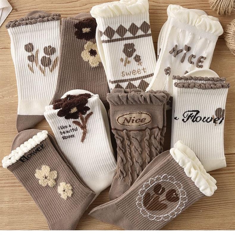 Versatile Medium-Length Plush Floral Socks with Coffee Colored Lace for Fall and Winter