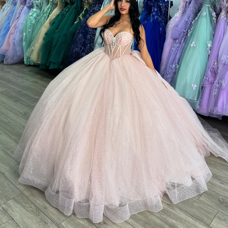 Light Pink Quinceanera Dresses for Sweet 16 Off the Shoulder Puffy Ball Gown Beads Crystal Bow Tull Princess Gowns Vestidos De 15 Anos