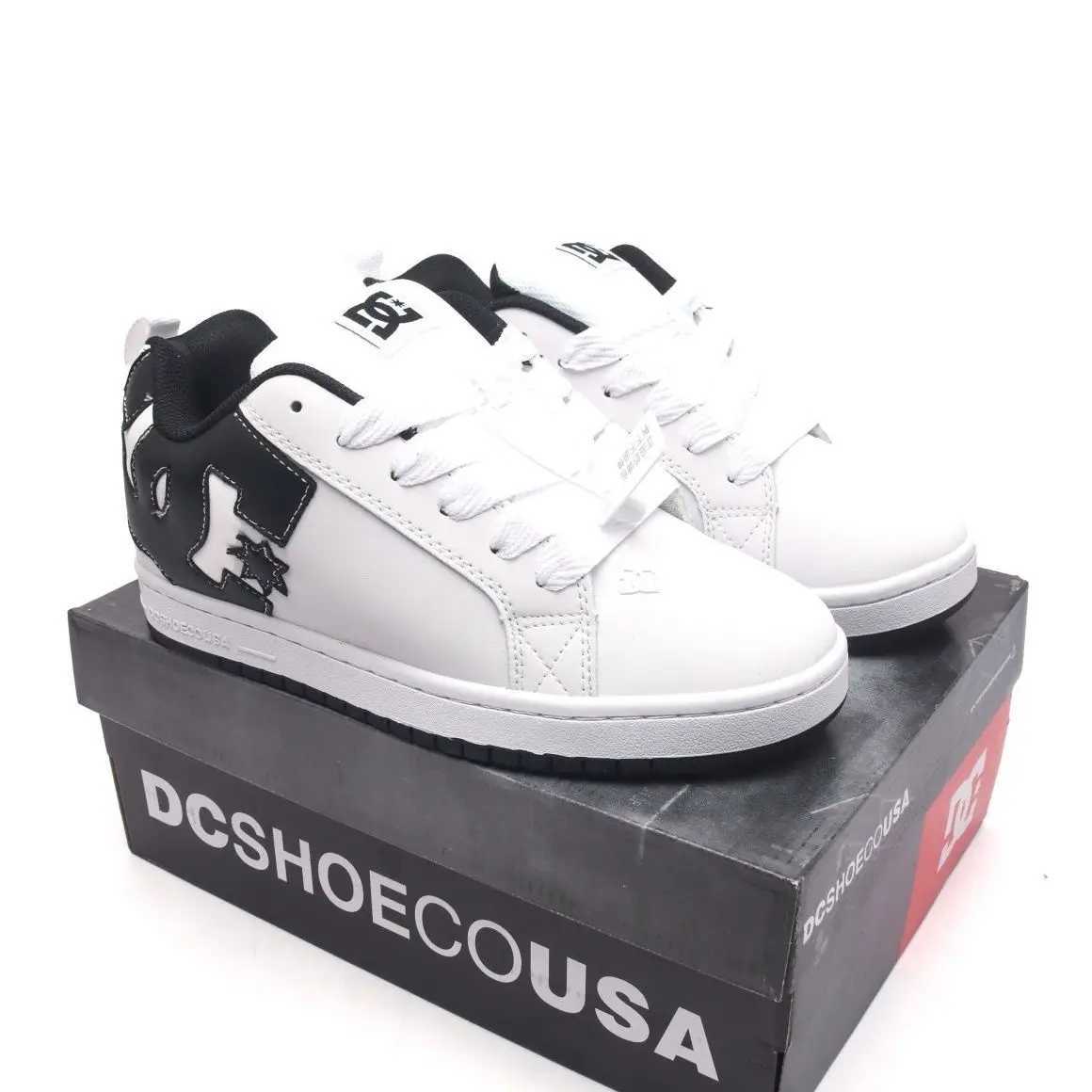 Dress Running DC Court Graffik Se Action Mens Casual Outdoor Basketball Rubber Sole Non slip Board Shoes Gift Box J240815