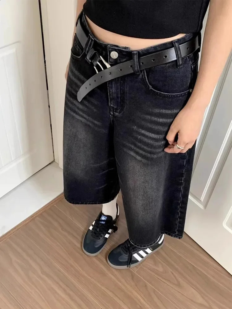 DEEPTOWN Retro Y2k Baggy Jort Men Whiskers Black Jeans Low Waist Casual Wide Pants Frayed Denim Shorts Big Size Clothes 24