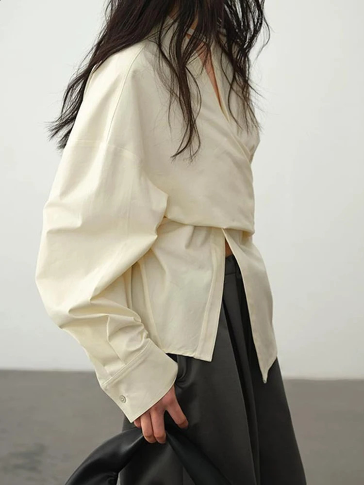 EAM Women Light Yellow Irregular Corss Big Size Elegant Blouse V-neck Long Sleeve Shirt Fashion Spring Autumn 2024 26D4283 240815