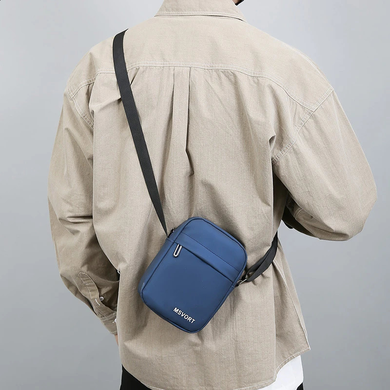 Casual Shoulder Bag Sports Outdoor Crossbody Stylish Large Capacity Multifunctional for Men and Women 240815Z