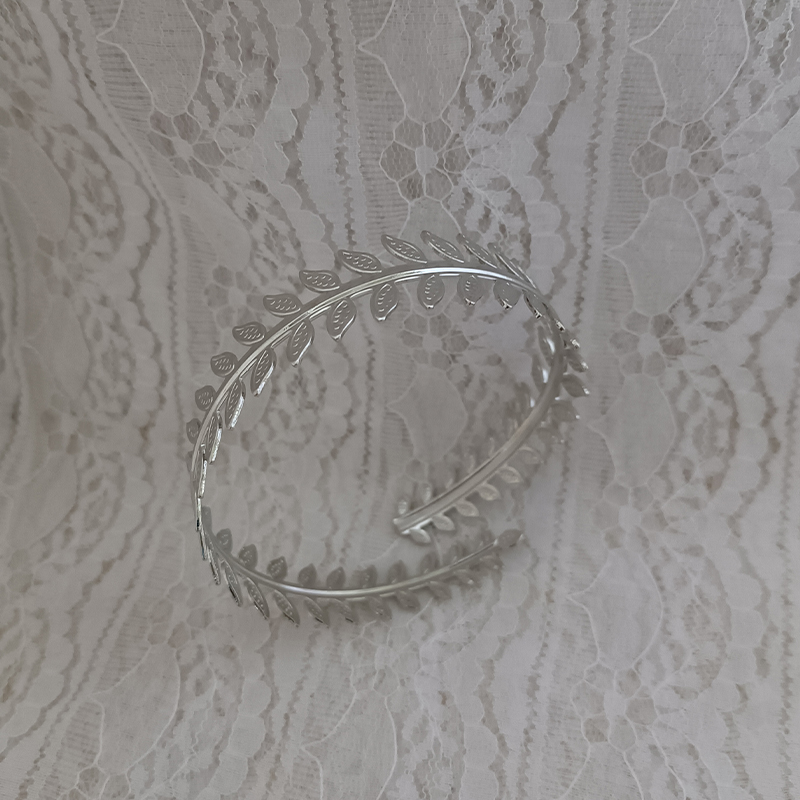 Fashion Leaf Bracelet Thin Leaf Arm Ring Metal Curtain Buckle Towel Ring Bracelet Sleeve