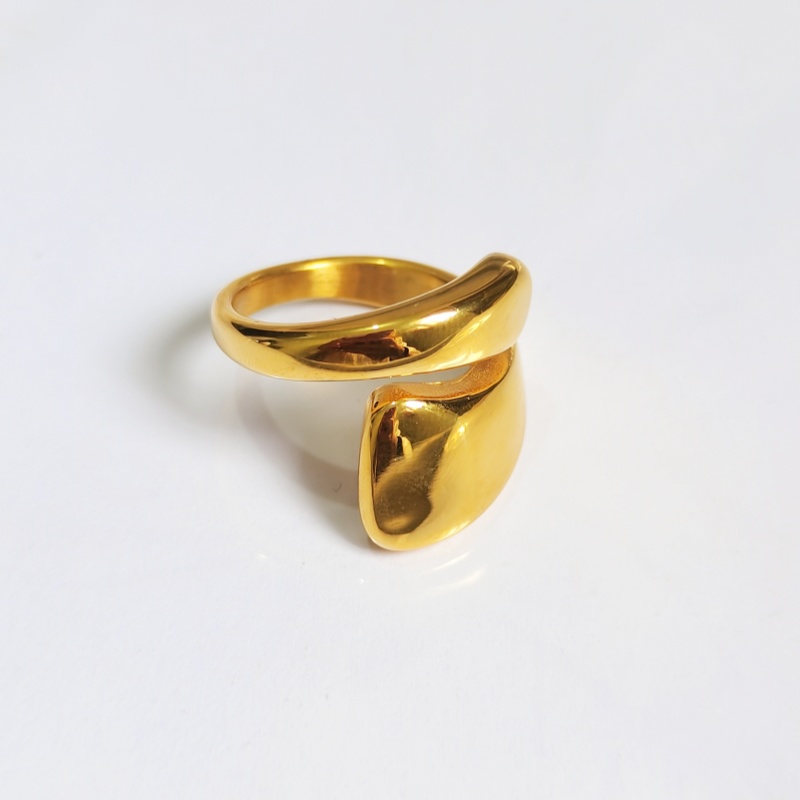 Designer ring simple and trendy matching stainless steel surface plating 18K real gold double water drop ring