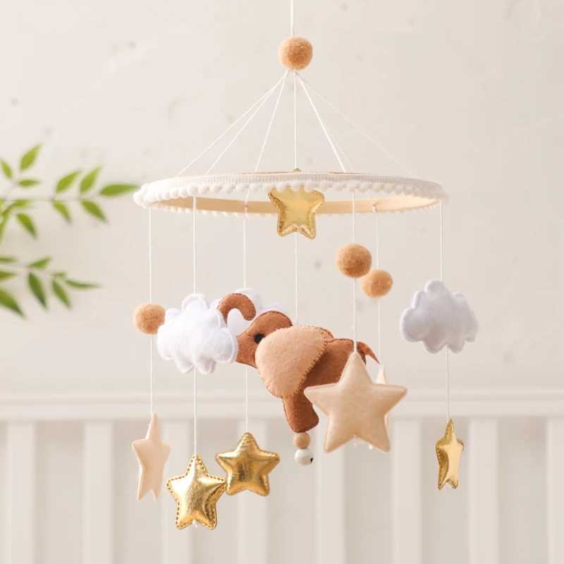 Lets make a wooden baby rattlesnake cartoon elephant cloud moon soft felt hammock Bell mobile Flat noodles Montessori educational toys W240815
