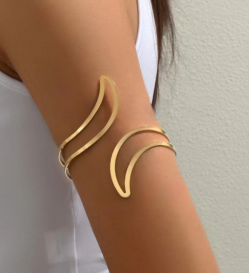 Cross border hot selling circle bracelet, bare body arm ring, versatile and niche design, foot accessories, punk style arm bracelet