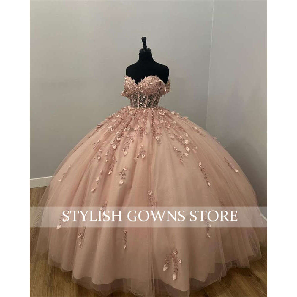 The Pink Off Shoulder Ball Gown Quinceanera Dresses For Girls Beaded 3D Wers Birthday Party Gowns Lace Up Back Sweet 15 16 S