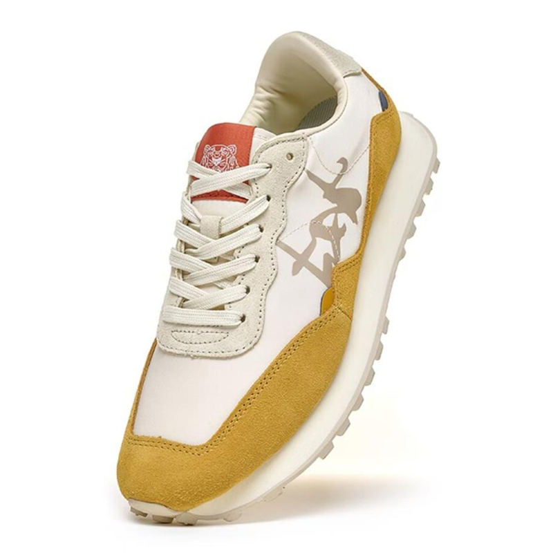 2025 new Suede Sneakers men casual cream white grey nylon mens designer shoes fashion outdoor lace up womens sports trainers size 39-45