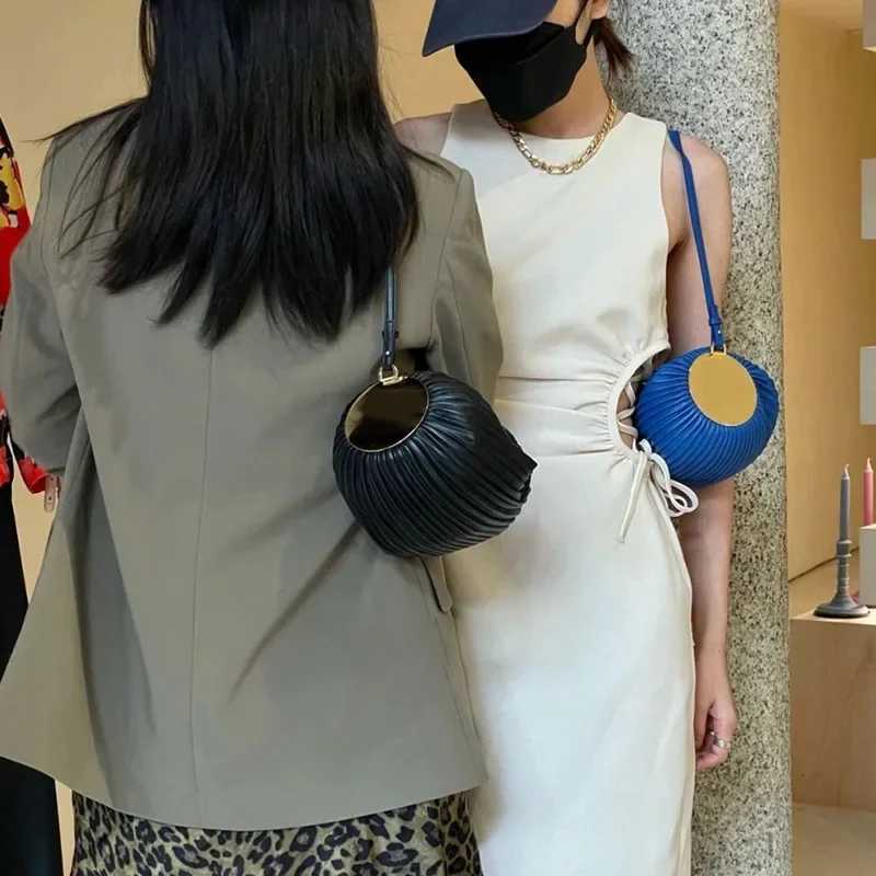Brand Designer PU Leather Pleated Womens Shoulder Bag Casual Crossbody Bag Large Shell Handbag CL240816