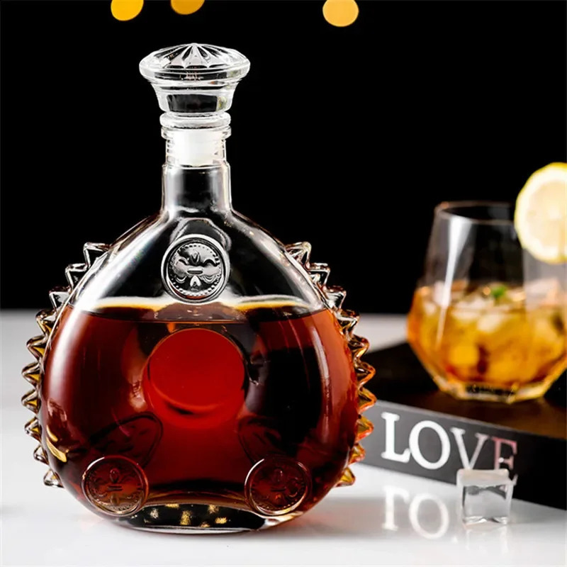 Retro Red Wine Bottle Champagne Glass Whiskey Decanter Water Jug Cocktail Pourer Aerator for Family Bar Transparent Spirits Cup 240816